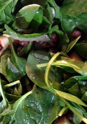 A picture of Spinach Harvest Salad.