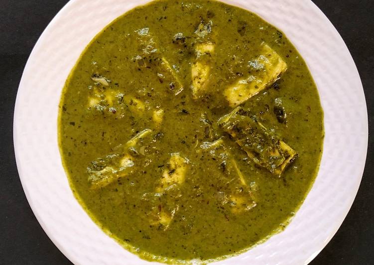 Easiest Way to Prepare Award-winning Paneer in Green curry (methi chaman)