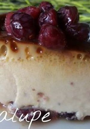 Foto principal de Flan de leche de coco y arándanos glaseados en gm e, gmf y tradicional