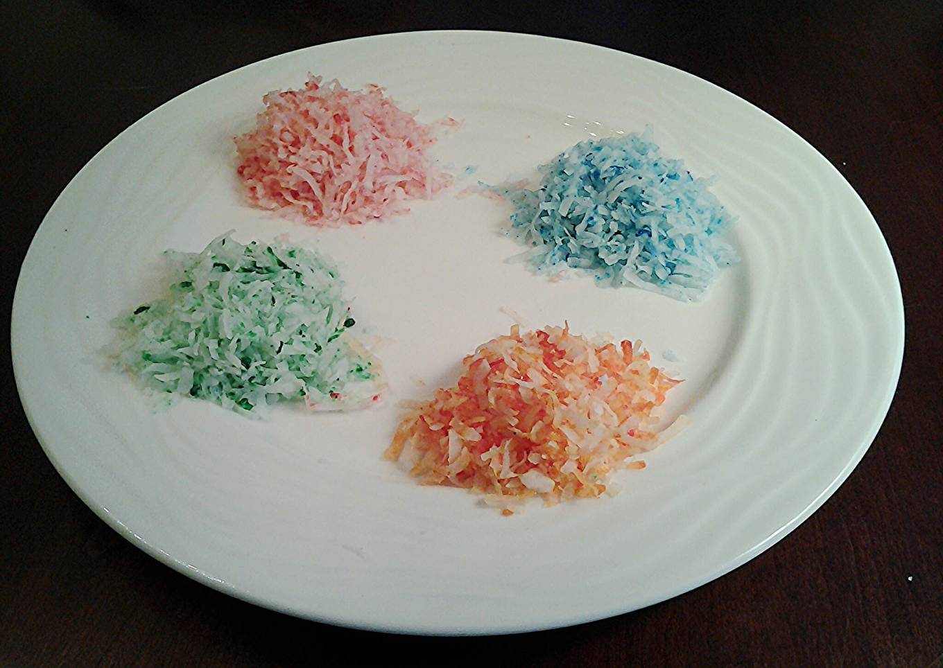 Coloring Shredded Coconut