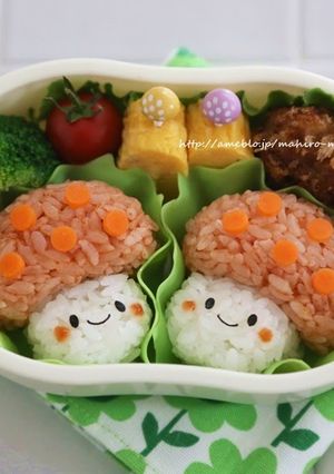 A picture of Autumn Bento with Little Mushrooms.