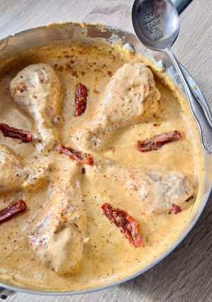 Une photo de Poulet crémeux aux épices cajún