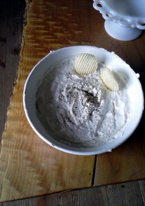 A picture of Mother in law's garlic dip.