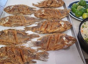 Una foto de Mojarra Tilapia Empanizada y Frita en el Disco