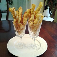 A picture of Cheese Straws.