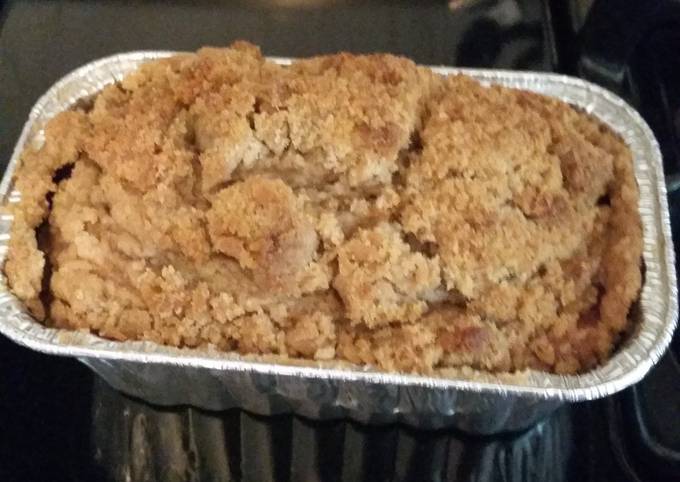 Recipe of Speedy Streusel Topped Banana Bread