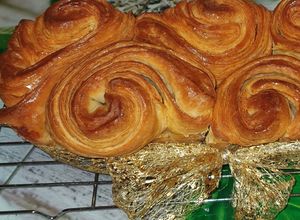 Une photo de Brioche feuilletée - Vanille, cannelle, muscade et amande amère-