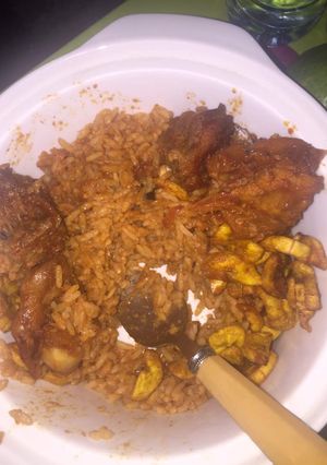A picture of Jollof rice.