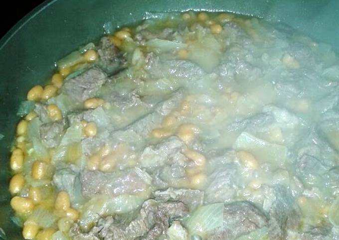 Step-by-Step Guide to Prepare Favorite shona&#39;s easy beef and bean stew