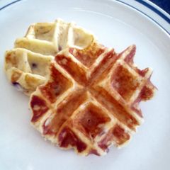 A picture of potato waffles.