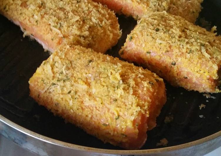 How to Prepare Homemade Parmesan Crusted Salmon
