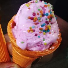 A picture of Strawberry ice cream.