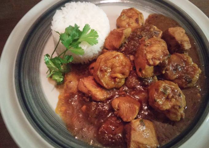 Chicken and Prawn Curry with Tamarind