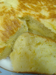 A picture of Fluffy Butter Honey Bread in a Rice Cooker.
