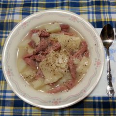A picture of Ham Potpie Pennsylvania Dutch style.