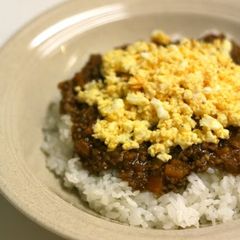 A picture of Friday Dry Curry.