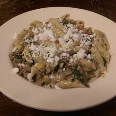 A picture of Pasta Alfredo Italiano.