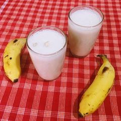 A picture of Banana Milk Shake.