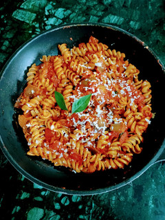 A picture of Red Sauce With Eggplant.