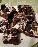 Tinklee's Gooey Brownie Oreo Bars