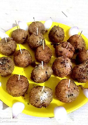 ब्रेड का लॉलीपॉप (Bread ka lollipop recipe in Hindi) रेसिपी मुख्य फोटो