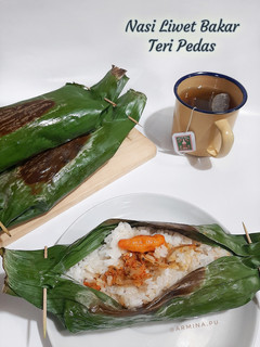 Foto resep Nasi Liwet Bakar Teri Pedas