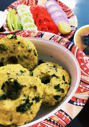 मूली पत्ता ढोकला (Mooli patta dhokla recipe in hindi) रेसिपी मुख्य फोटो