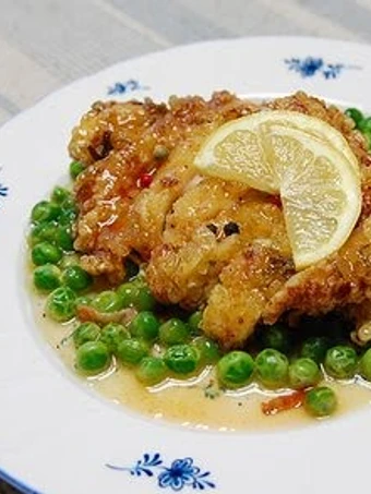 Easy Way Make Recipe Fried Chicken with Lemon Sauce that is Delicious, Addictive}
