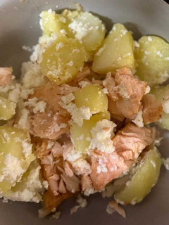 Foto de Bowl de salmão com batata inglesa