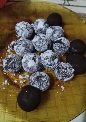 Una foto de Trufa de chocolate (brigadeiros)