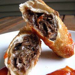 A picture of Bobbys Dee's Steak & Cheese Eggrolls.