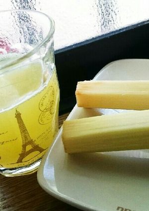 A picture of Fresh Juice from Sugarcane.