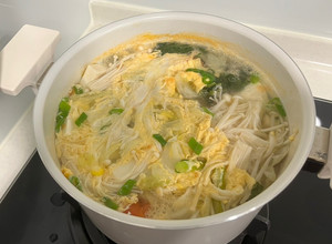 番茄蔬菜豆腐蛋花湯 的食譜成品照片