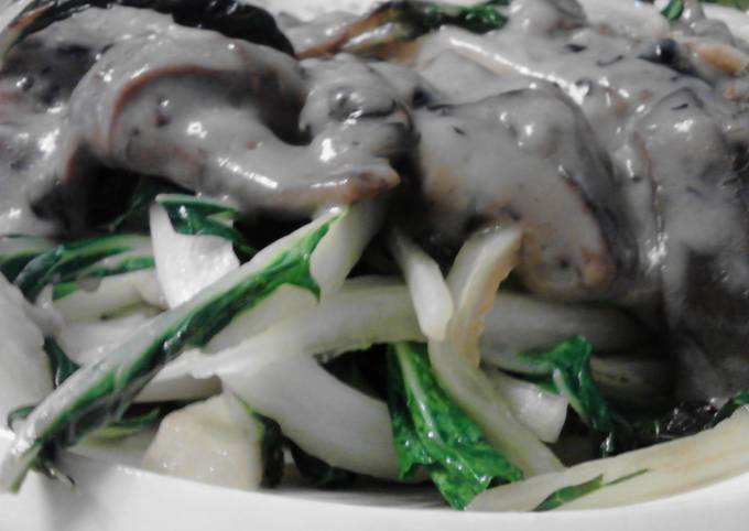 Stir Fry Bok Choy with Creamy Mushrooms Sauce