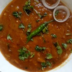 A picture of Rajma masala (kidney beans curry).