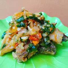 A picture of Ayam Lombok Ijo.