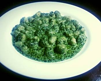 New Recipe One and a half potato  gnocchi in pesto sauce Restaurant Style