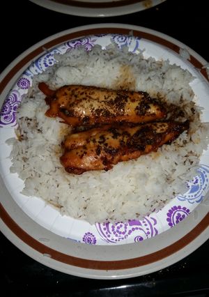 A picture of Chicken with honey brown sauce.