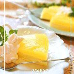 2 Layer Bavarois Jello A picture of 2 Layer Bavarois Jello.