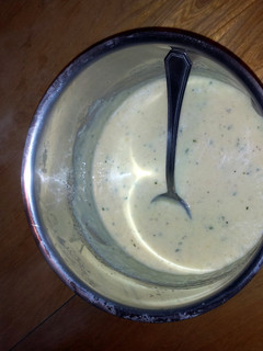A picture of Creamy alfredo sauce.