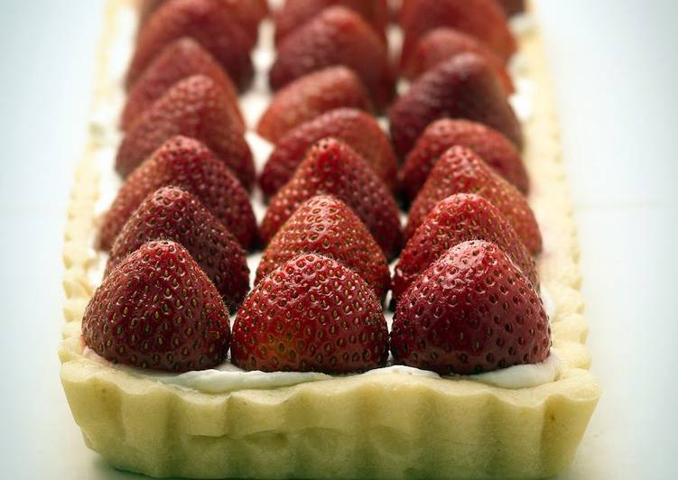 Recipe of Any-night-of-the-week strawberry tart