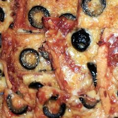A picture of Flour tortilla pizza.