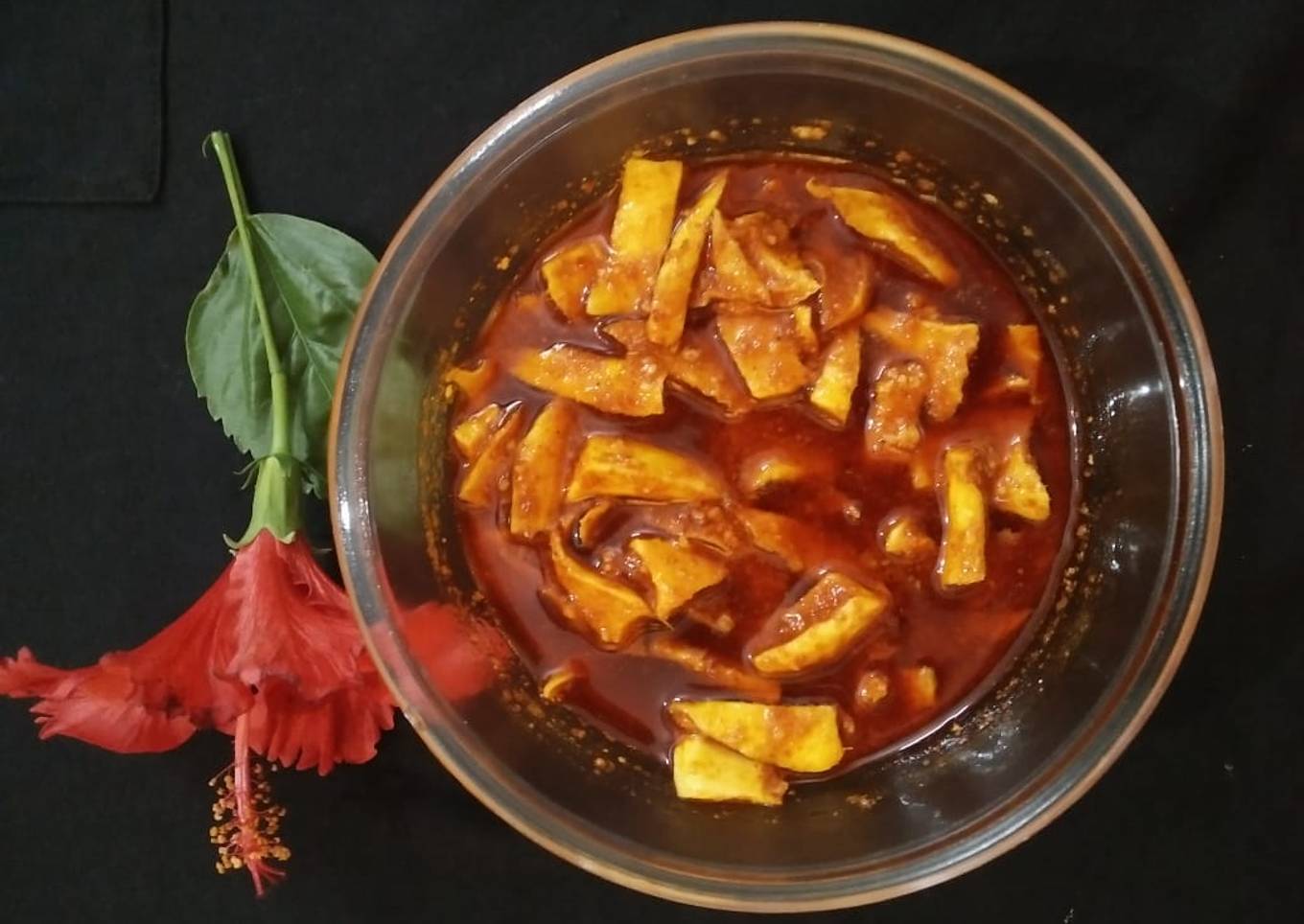 Instant Mango Garlic Pickle