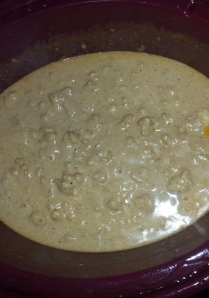 A picture of Crock pot taco mac n cheese.