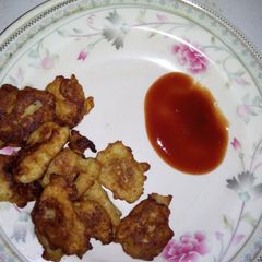 A picture of Potato nuggets.
