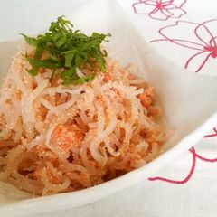 Low-Cal Drinking Appetizer: Mentaiko and Shirataki Noodles A picture of Low-Cal Drinking Appetizer: Mentaiko and Shirataki Noodles.