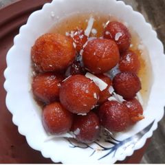 Bread Gulab Jamun A picture of Bread Gulab Jamun.