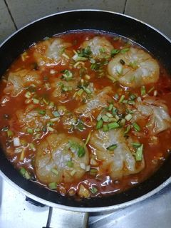 সেজওয়ান মোমো (schezwan momo recipe in bengali) রেসিপির প্রধান ছবি