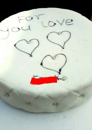 A picture of Fondant(plastic icing).