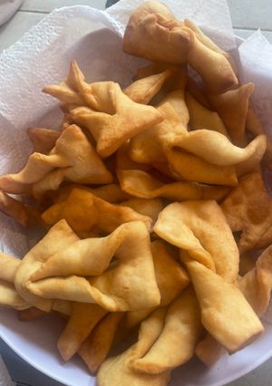 Una foto de Calzones rotos a la chilena
